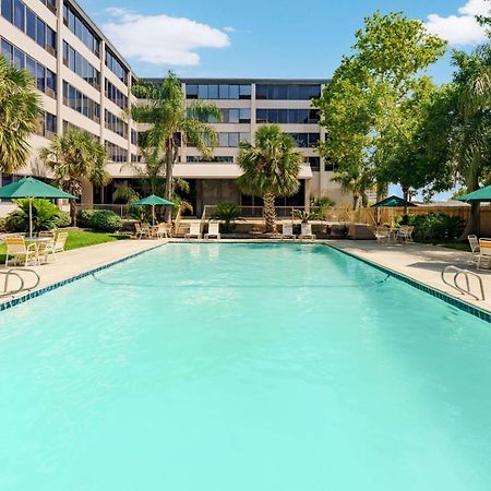 La Quinta By Wyndham New Orleans Airport Hotel Кенер Екстериор снимка